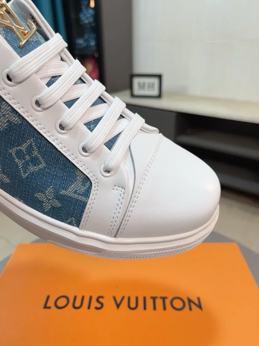 Men's shoes💰400🌹🌹[LV]🌹High-end men's shoes brand: Official website 1:1 Latest masterpiece: The upper is made of Italian imported first-layer cowhide with special materials➕Full genuine leather lining🔥, making walking more convenient and comfortable! Exclusive new style, stunning work [color]! Create a fashionable personality to set off your uniqueness! A must-have for trendy men! Classic🔥Number: 38-44